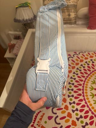 Cojín de lactancia sin usar