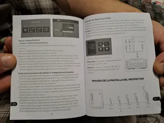 Proyector LED Wi-Fi Mini Akiyo