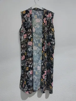 Chaleco veraniego flores negro multicolor