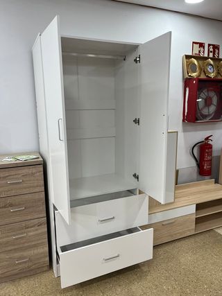 Armario 2 puertas madera marrón/gris