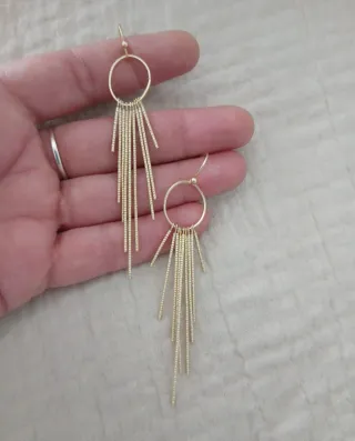 Pendientes dorados estilo boho