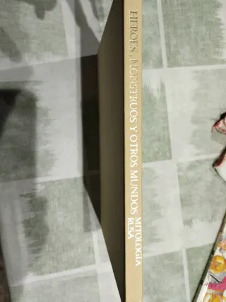 Mitología Rusa: Héroes, Monstruos y Otros Mundos