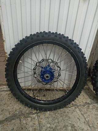 Juego de llantas completos  Husqvarna  y KTM