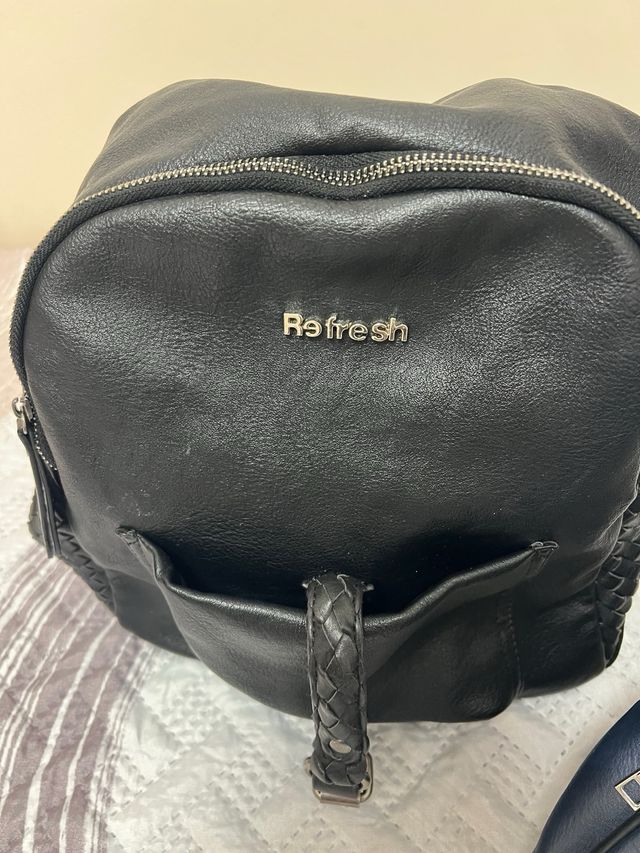 Zaini Refresh neri e blu