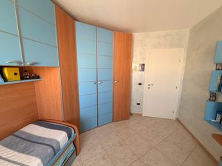 Cameretta a ponte Scrivania, Libreria e Sedia