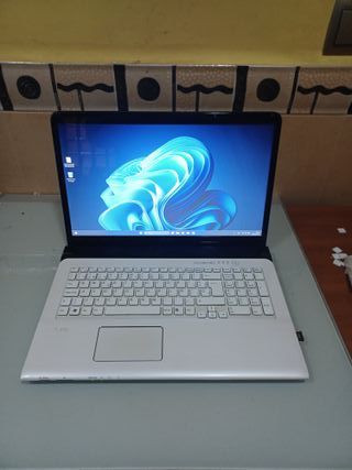 LAPTOP DA 17 POLLICI