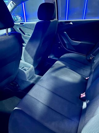 Volkswagen Passat 1.6 Edition 102CV