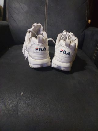 Zapatillas Fila Talla 38.5 Blancas