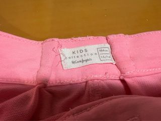 Pack 2 shorts niña. Uno rosa y otro estampado