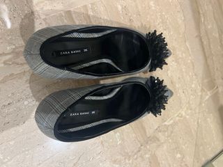 Zapatos Zara Talla 35 Cuadros Negros y Grises