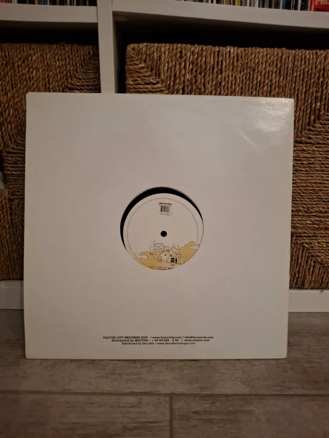 Vinilo Lontano [low scapes] Maxi