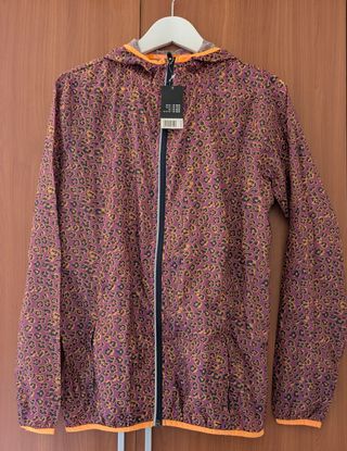 Chaqueta cortavientos estampado leopardo Talla M