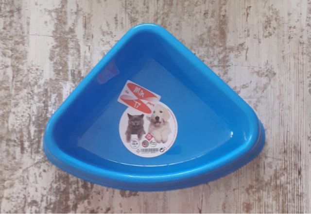 Comedero Esquinero para Mascotas