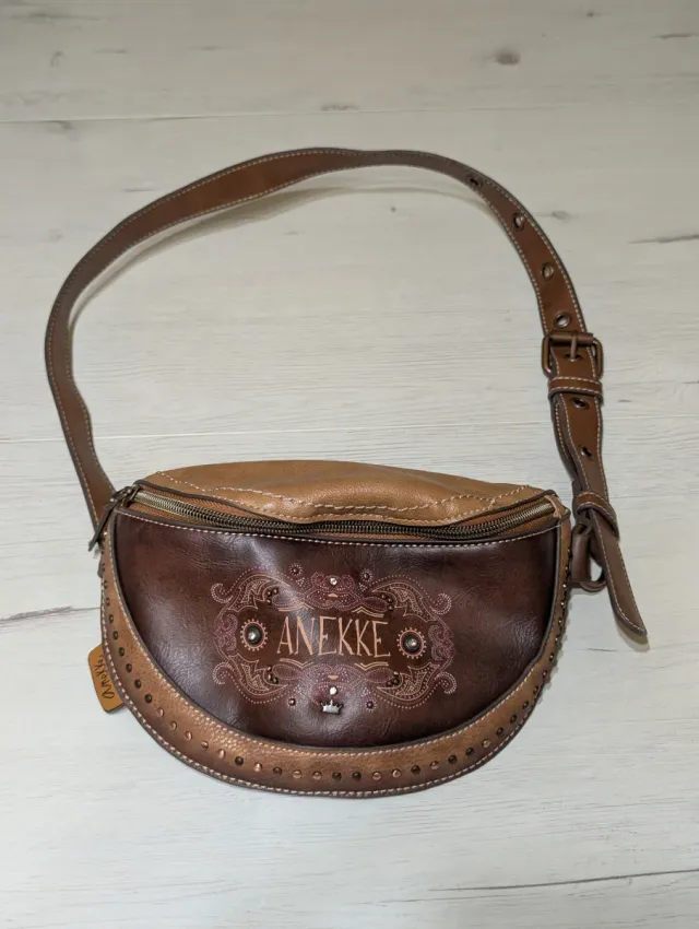 Riñonera Anekke Marrón y Dorada