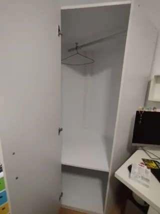 Mobile ad angolo bianco