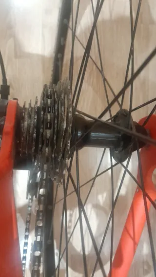 Bicicleta de carretera B'TWIN Roja talla S