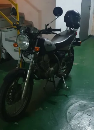 Yamaha 250cc Moto sin itv
