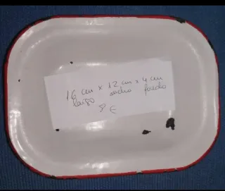 2 Platos blancos antiguos. 1 grande y 1 pequeñito