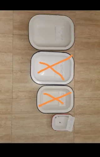 2 Platos blancos antiguos. 1 grande y 1 pequeñito