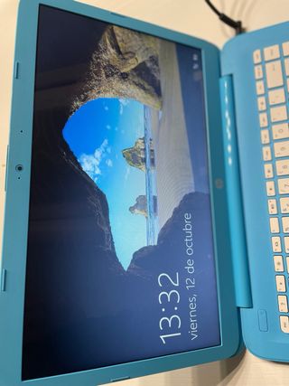 Computer portatile HP Stream 14 Blue con caricabatterie