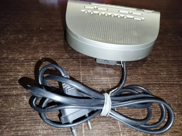 Radio Reloj Sony FM/AM ICF-C273