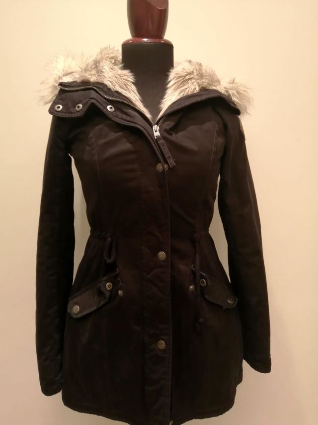 Parka Hollister Negra Talla XS