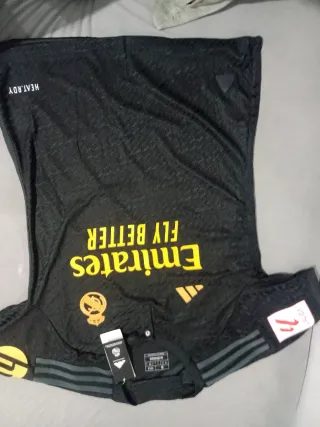 Camiseta Real Madrid Negra Talla S