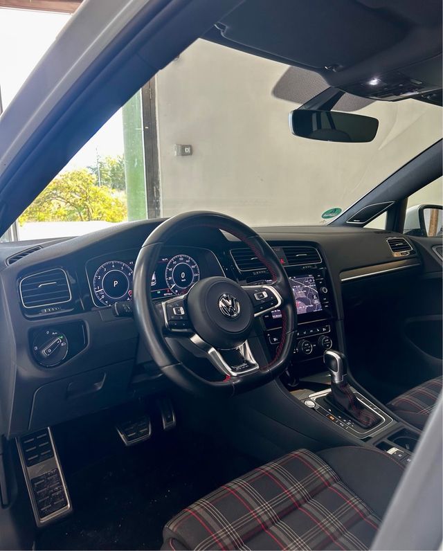 Volkswagen Golf GTI PERFORMANCE 245cv - 2018