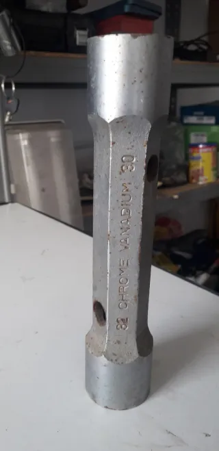 Llave tubo 30 / 32
