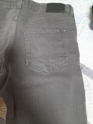 Bermuda vaquera gris H&M chico 13-14 años
