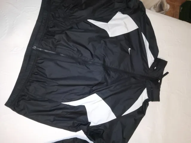 Giacca originale Nike in bianco e nero