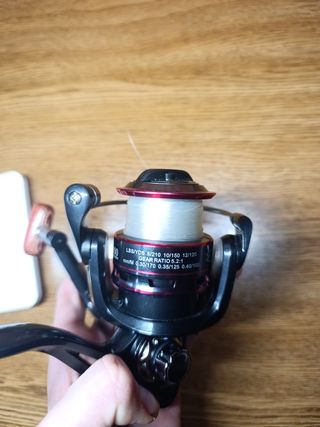 Carrete de pesca HB4000