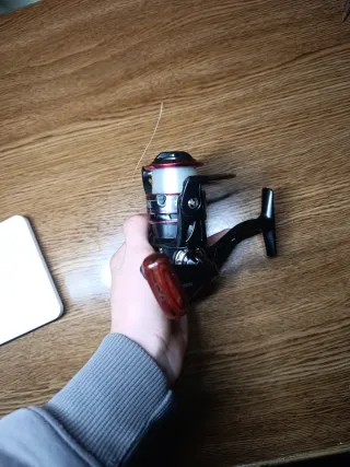 Carrete de pesca HB4000