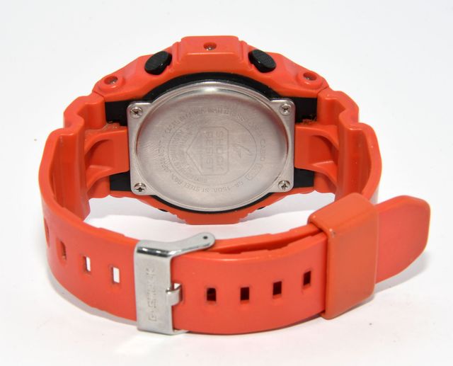 Relógio Casio G-Shock GA-150A Laranja