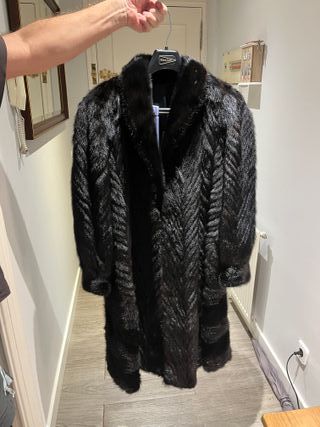 Abrigo largo de lujo hecho a medida