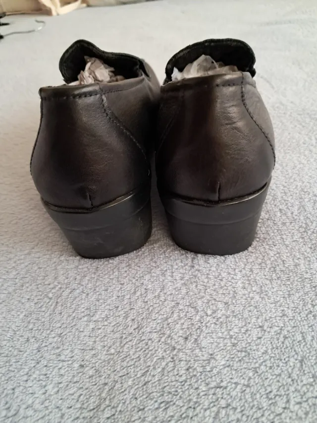 Zapatos de piel negros