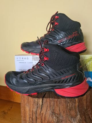 Botas Scarpa Rush Mid Gore-Tex
