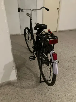 Bicicleta Holandesa Clásica Negra