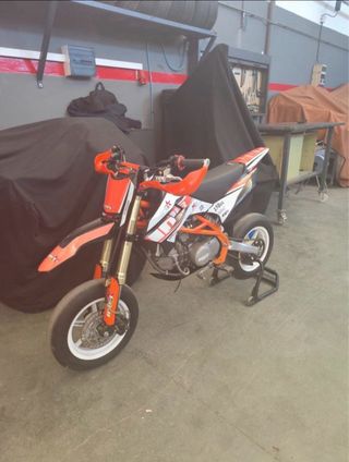 URGE! se vende o cambia supermotar/pitbike IMR K59