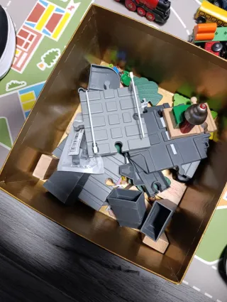 Piezas tren madera y trenes eléctricos