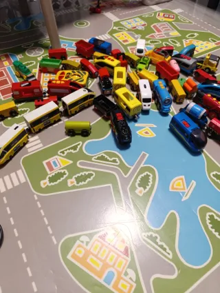 Piezas tren madera y trenes eléctricos