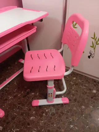 Escritorio y Silla Infantil Rosa