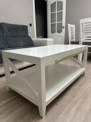 Mesa baja de salón blanca