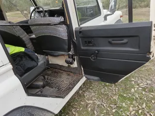 Land Rover Defender 1994