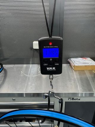 Rueda trasera bici 27,5 9x135mm