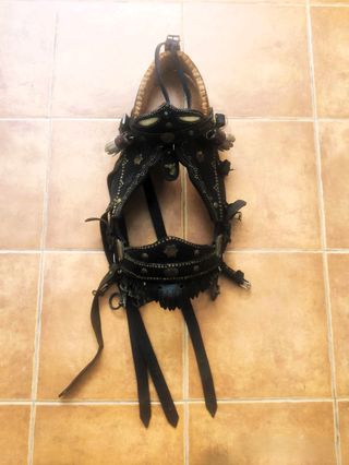 Cabezada Caballo Tradicional Cuero y Metal