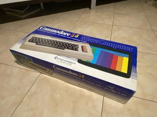 Commodore 64 breadbin boxed con scatola originale