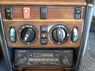 Mercedes-Benz 230E 1985