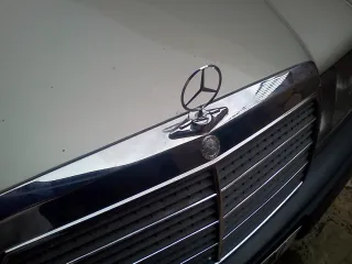 Mercedes-Benz 230E 1985