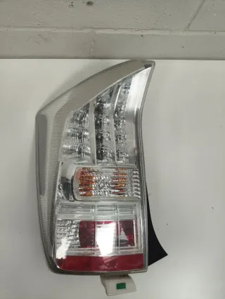 Piloto trasero  izquierdo Toyota Prius de 2012